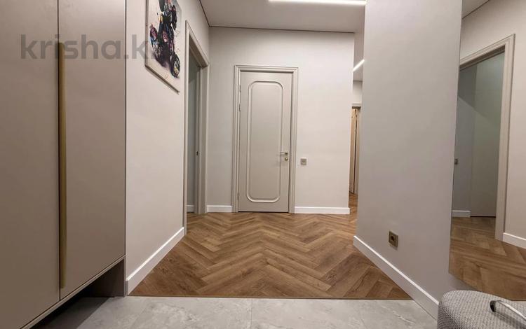 3-бөлмелі пәтер · 110 м² · 2/9 қабат, Микрорайон Береке 76, бағасы: 85 млн ₸ в Костанае — фото 2