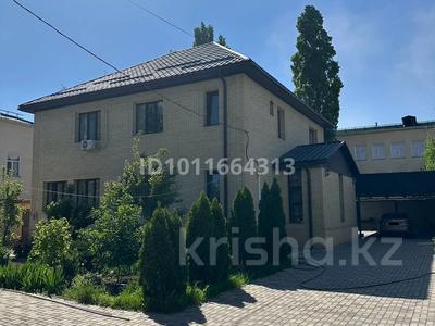 Жеке үй · 7 бөлме · 240 м² · 8.3 жүзд., Ажимуратова 8б, бағасы: 170 млн ₸ в 