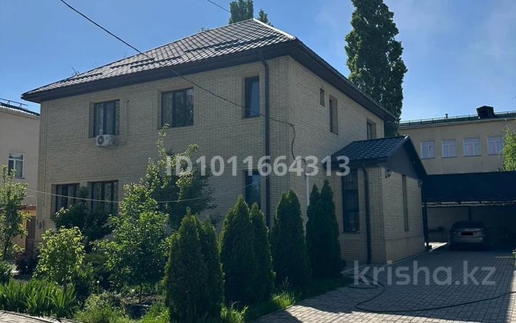 Жеке үй · 7 бөлме · 240 м² · 8.3 жүзд., Ажимуратова 8б, бағасы: 170 млн ₸ в  — фото 14