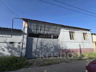 Отдельный дом · 9 комнат · 120 м² · 3.5 сот., Акмолинская 21 — Старый зелёный базар за 10 млн 〒 в Таразе