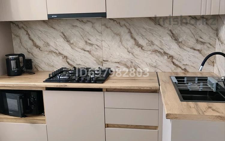 2-бөлмелі пәтер · 56 м² · 3/9 қабат, Абая 101, бағасы: 350 000 ₸ в Костанае — фото 40