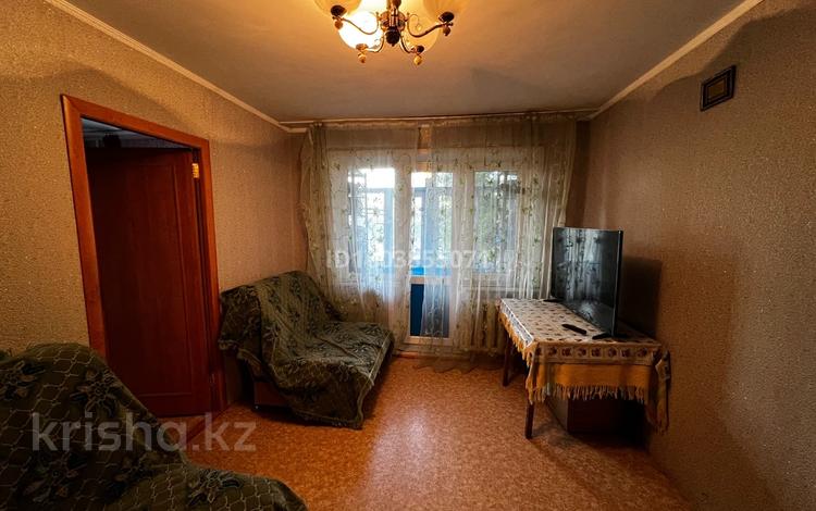 2-бөлмелі пәтер · 43.8 м² · 2/5 қабат, Машкур жусупа 33 — 6 школы, бағасы: 9 млн ₸ в Экибастузе — фото 2