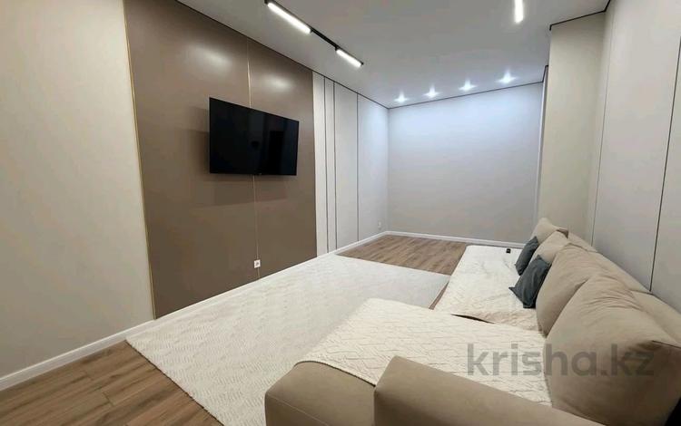 2-бөлмелі пәтер · 70 м² · 7 қабат, Егизбаева 3, 5 — Каныша Сатпаева, бағасы: 470 000 ₸ в Алматы, Бостандыкский р-н — фото 2