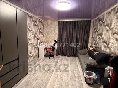 3-комнатная квартира · 62.7 м² · 3/6 этаж, мкр 8, Братьев Жубановых 300/1 за 19 млн ₸ в Актобе