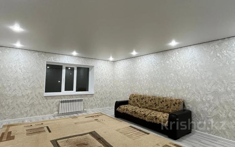 2-комнатная квартира · 87 м² · 3/5 этаж, мкр. Алтын орда за 180 000 ₸ в Актобе — фото 2