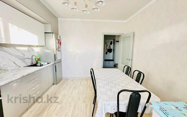 2-комнатная квартира · 68.2 м² · 7/9 этаж, Каирбекова 358/3 за 33 млн ₸ в Костанае — фото 2