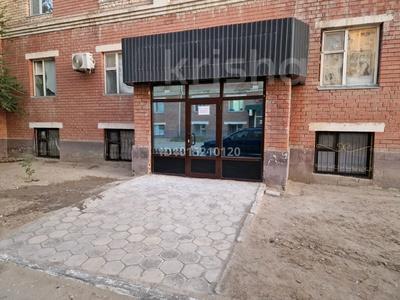 Еркін, кеңселер, дүкендер мен бутиктер, қоймалар, сұлулық салондары, медорталықтар мен дәріханалар, білім орталықтары, ойын-сауық, конференц-залдар, кабинеттер және жұмыс орындары, студиялар · 100 м², бағасы: 150 000 ₸ в 