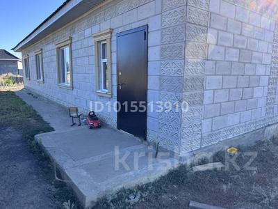 Жеке үй · 6 бөлме · 238 м² · 10 жүзд., Бауырластар, Мухаммеджан Сералина 63 — Возле трассы, бағасы: 35 млн ₸ в Актобе, жилой массив Бауырластар