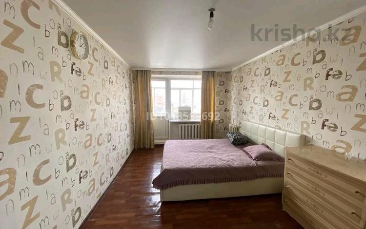 3-комнатная квартира · 90 м² · 9/9 этаж, Сейфуллина 35 — Республика-Сейфуллина за 300 000 ₸ в Астане, р-н Байконур — фото 2