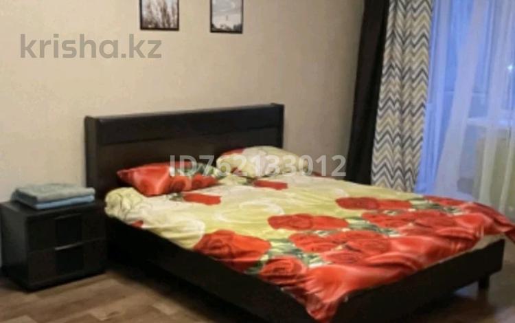 1-комнатная квартира · 40 м² · 2/5 этаж, Аманжолова 125 — Алтындар за 8 000 ₸ в Уральске, мкр Школьник — фото 2