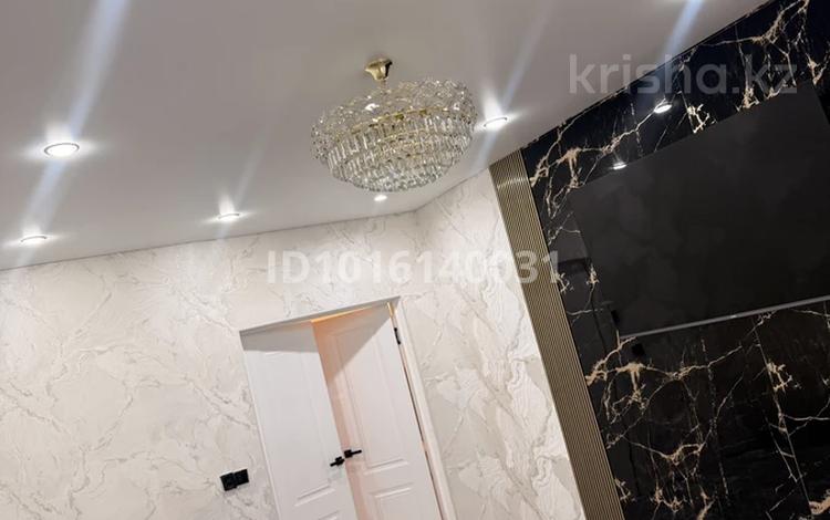 3-комнатная квартира · 70 м², Шугыла38 38 за 15 млн ₸ в Жанаозен — фото 2