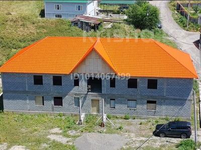 Отдельный дом · 8 комнат · 700 м² · 12.2 сот., Алатау 22 — КГ Бурабай за 89.5 млн ₸ в 