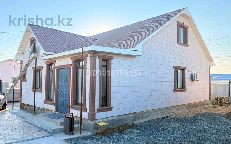 Жеке үй · 4 бөлме · 100 м² · 8 жүзд., Байтақ -ш/а., Нияз батыра 26 — Магазин анель, бағасы: 45 млн ₸ в Атырау, мкр	Байтак — фото 2