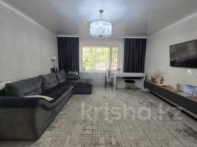 3-комнатная квартира · 65 м² · 1/9 этаж, мкр Юго-Восток, мкр Юго-Восток, мкр Степной 2 1 за 28.5 млн 〒 в Караганде, Казыбек би р-н