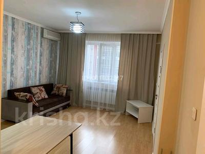 2-бөлмелі пәтер · 40 м² · 3/10 қабат, Аксай - 1, бағасы: 200 000 ₸ в Алматы, Ауэзовский р-н
