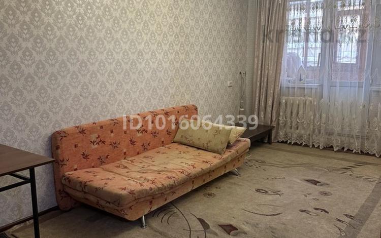 3-бөлмелі пәтер · 63 м² · 3/5 қабат, Салтанат ш/а. 10, бағасы: 18 млн ₸ в Таразе, мкр Салтанат — фото 2