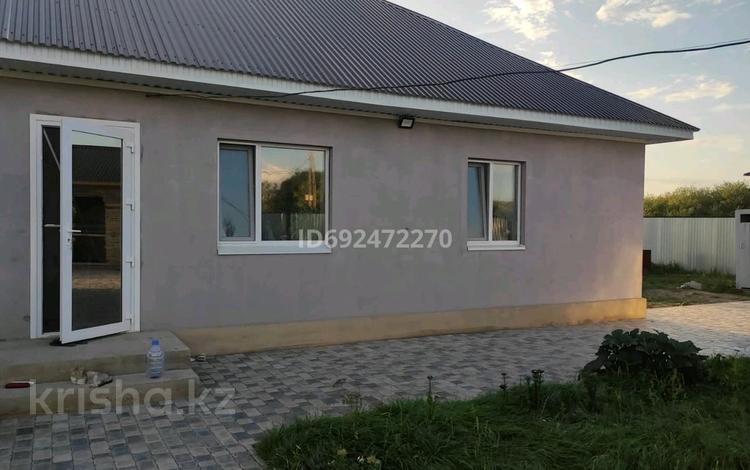 Отдельный дом · 2 комнаты · 70 м² · 20 сот., Цветочная 286 за 27 млн ₸ в Красном яре — фото 2