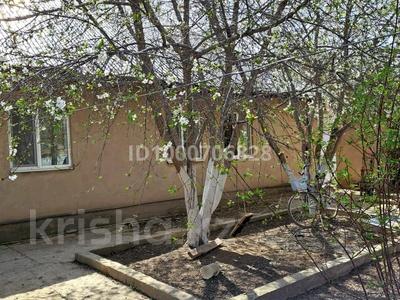 Отдельный дом · 6 комнат · 160 м² · 8 сот., Жанқожа батыр 42 — Үй базарға қарама қарсы орналасқан за 23 млн ₸ в Жибек Жолы