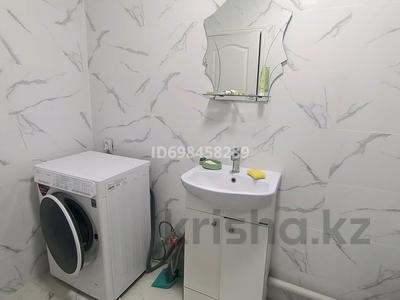 Аренда квартир в Мангистауской обл.: 1-комнатная квартира · 40 м² · 3/6 этаж, 38-й мкр, 38 мкрн 10 за 130 000 〒 1-комнатная квартира · 40 м² · 3/6 этаж, 38-й мкр, 38 мкрн 10 за 130 000 〒 в Актау