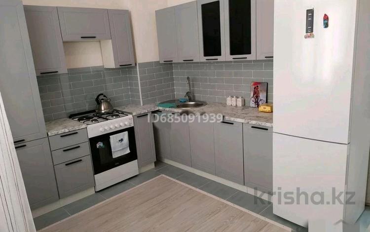 1-комнатная квартира · 53.7 м² · 3/6 этаж, мкр Нурсая, Акжарма 10 за 26 млн ₸ в Атырау — фото 29