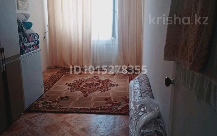 3-бөлмелі пәтер · 67 м² · 2/5 қабат, Бектурганова 17 — Универсам, бағасы: 10.5 млн ₸ в  — фото 2