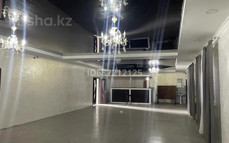 Кафе, баня, с времянкой!!! с участком 20 соток · 600 м² за 30 млн ₸ в  — фото 10