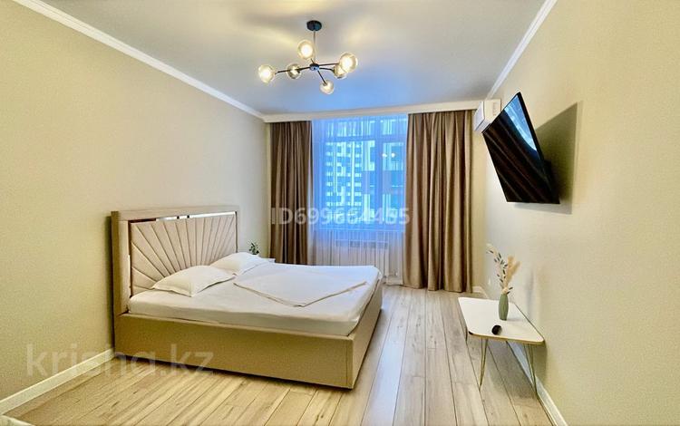 1-комнатная квартира · 47 м² · 4/18 этаж, Туран 52/1 за 15 000 〒 в Астане, Есильский р-н — фото 26