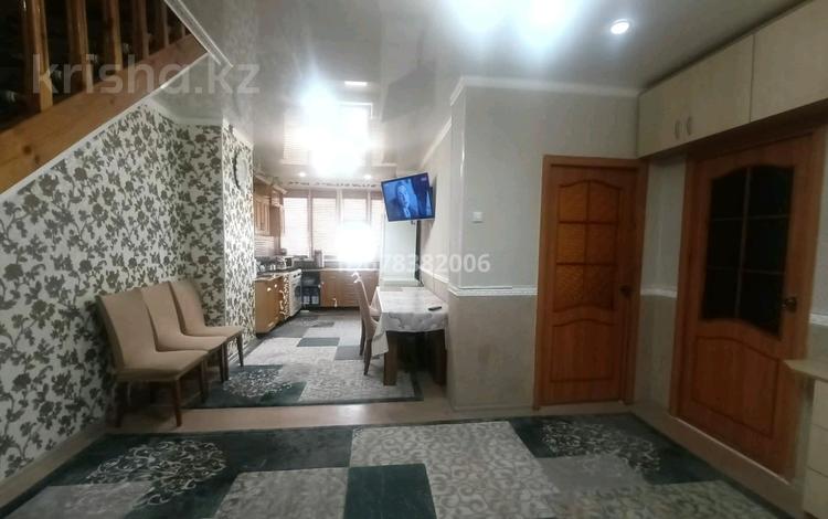 3-бөлмелі пәтер · 98 м² · 8/9 қабат, 29-й мкр 27, бағасы: 22 млн ₸ в Актау — фото 2