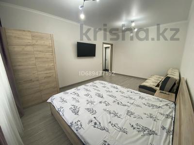 1-бөлмелі пәтер, 38 м², 6/12 қабат ай сайын, Сулейменова 18, бағасы: 300 000 〒 в Алматы, Бостандыкский р-н