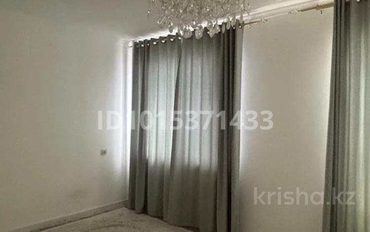 3-комнатная квартира · 74 м² · 2/5 этаж, Мкр Сырдария 10 за 180 000 ₸ в  — фото 2