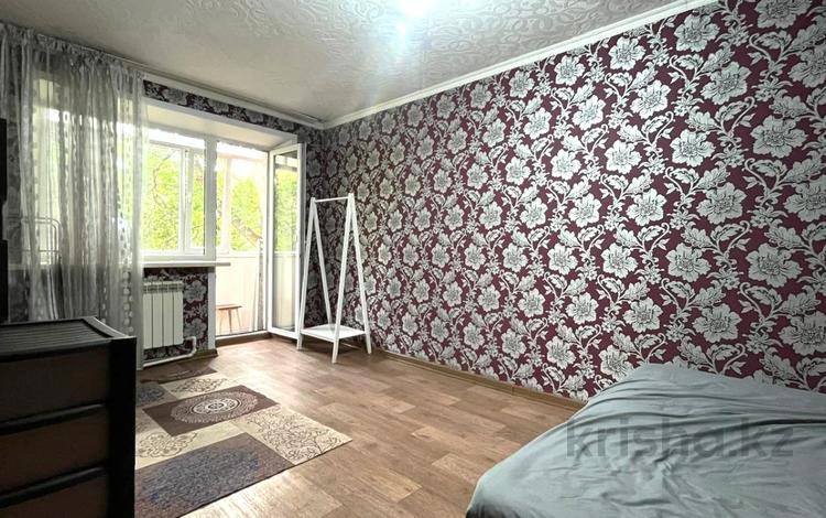 1-комнатная квартира · 31 м² · 2/5 этаж, мкр Новый Город, Пассажирская — 45-й квартал, ЖД вокзал за 13.4 млн ₸ в Караганде, Казыбек би р-н — фото 2