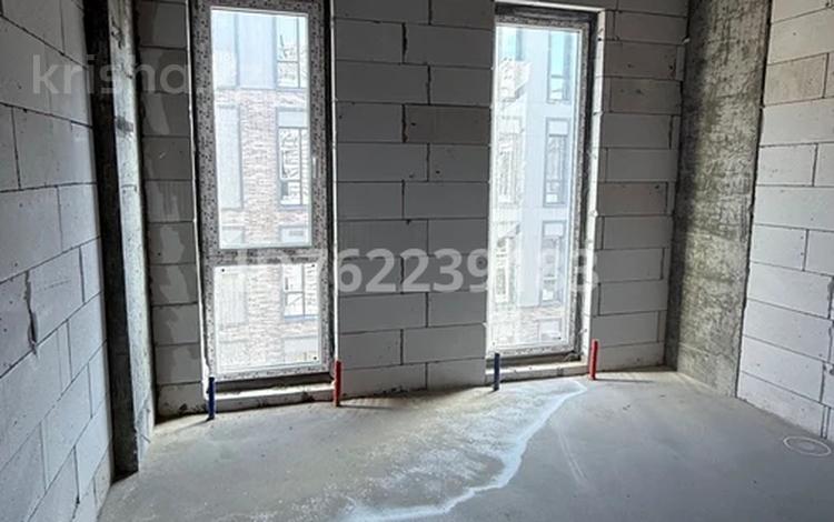 2-комнатная квартира · 60 м² · 1/4 этаж, мкр Ак Шагала, мкр. Ак Шагала 1 — рядом набережная за 35 млн 〒 в Атырау — фото 2