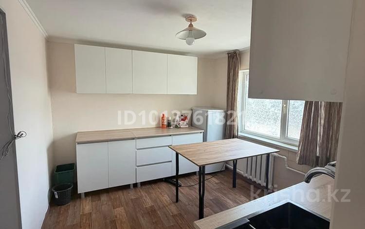3-бөлмелі пәтер · 50 м² · 1/1 қабат, Сахалинская — Усть-каменогорская, бағасы: 250 000 ₸ в Алматы, Алатауский р-н — фото 2
