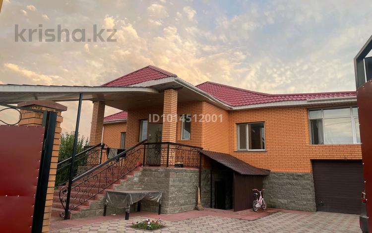 Отдельный дом · 6 комнат · 270 м² · 10 сот., Б.Момышұлы — Школа IT за 75 млн ₸ в Косшы — фото 2