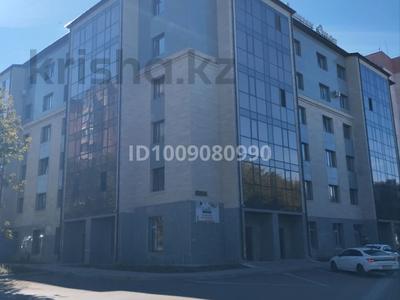 Магазины и бутики · 82 м² за 38 млн ₸ в Караганде, Алихана Бокейханова р-н