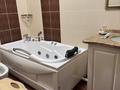 4-комнатная квартира · 135 м² · 2/10 этаж, мкр Новый Город, Лободы 25/3 за 87 млн ₸ в Караганде, Казыбек би р-н — фото 7