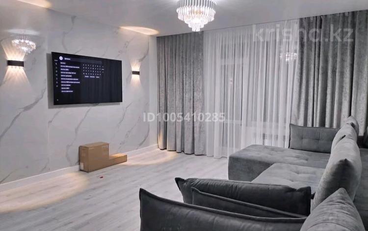 3-комнатная квартира · 90 м² · 4/10 этаж, Ак.Сатпаева за 70 млн ₸ в Павлодаре — фото 2