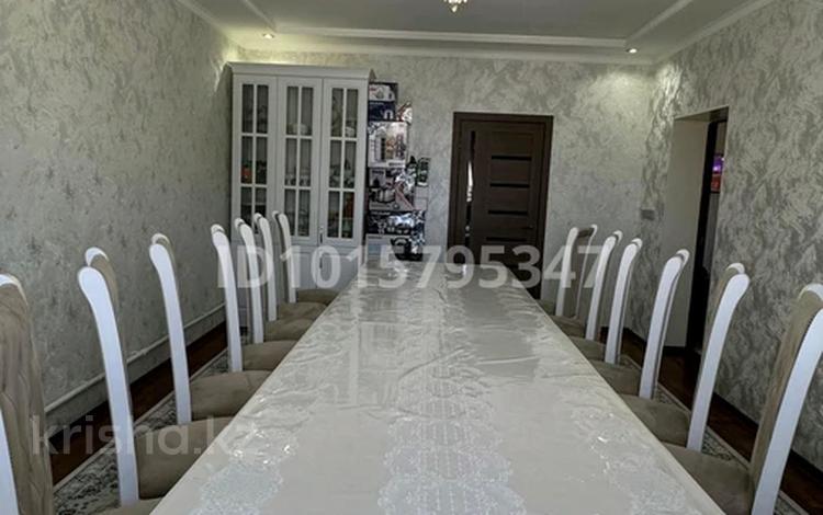 Отдельный дом · 4 комнаты · 120 м² · 9 сот., Нургиса тилендиев 36 — Киева базар за 23 млн ₸ в Таразе — фото 2