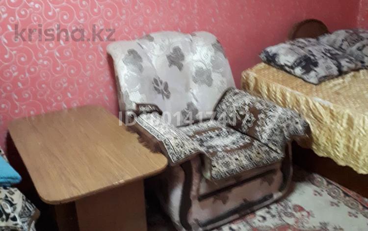 1-бөлмелі пәтер · 45 м² · 1/5 қабат, Назарбаева 29 — Квартира проспект Назарбаева 29 рядом с подъземным переходом., бағасы: 6 000 ₸ в Усть-Каменогорске, Ульбинский — фото 2