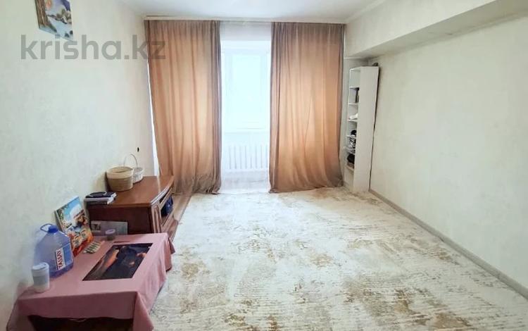 2-бөлмелі пәтер · 64 м² · 2/5 қабат, мкр Мамыр-1 — Момышулы-Шаляпина, бағасы: 41 млн ₸ в Алматы, Ауэзовский р-н — фото 2