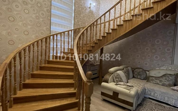 Жеке үй · 10 бөлме · 390 м², Арай-2 ш/а., Роза Багланова 25, бағасы: 150 млн ₸ в Таразе, мкр Арай-2 — фото 2