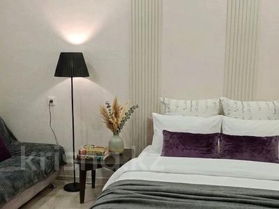 2-комнатная квартира · 80 м² · 12/14 этаж, 17-й мкр, ​17-й микрорайон 6 — Халык арена за 18 000 ₸ в Актау