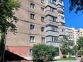 2-комнатная квартира, 57 м², 2/9 этаж, мкр Аксай-1А — Толе би за 28.5 млн 〒 в Алматы, Ауэзовский р-н