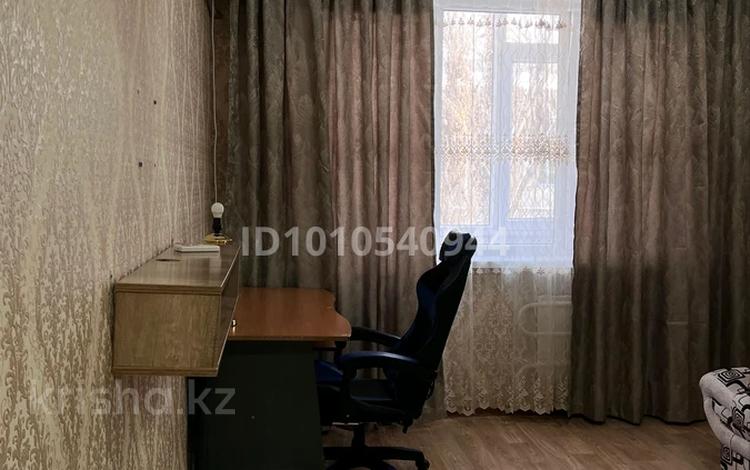 1-бөлмелі пәтер · 30 м² · 4/5 қабат, 6 микрорайон 12 — Рядом частный сектор, бағасы: 10.5 млн 〒 в Таразе — фото 2