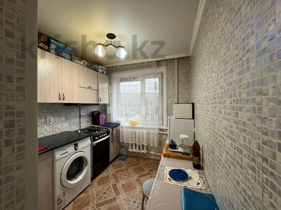 3-комнатная квартира · 61 м² · 2/5 этаж, Майкудук, 16й микрорайон за 13.5 млн 〒 в Караганде, Алихана Бокейханова р-н