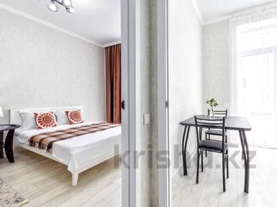 1-комнатная квартира, 50 м², 6/12 этаж посуточно, 16-й мкр 39\1 за 10 000 〒 в Актау, 16-й мкр 