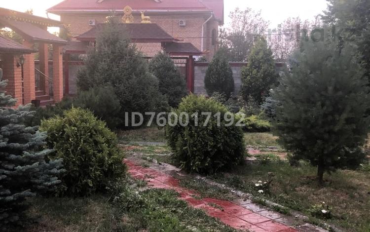 Отдельный дом · 9 комнат · 500 м² · 12 сот., мкр Тепличный за 2 млн ₸ в Алматы, Ауэзовский р-н — фото 2