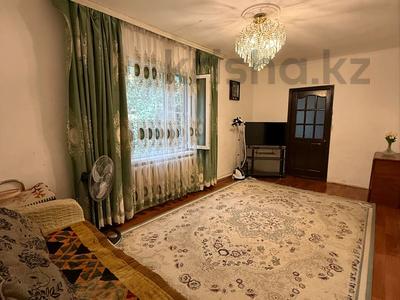 Отдельный дом · 3 комнаты · 102 м² · 10 сот., мкр Айгерим-2, улица Дархан за 80 млн ₸ в Алматы, Алатауский р-н