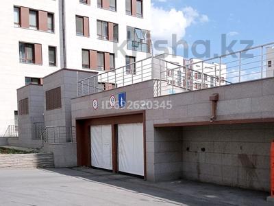 Паркинг • 19 м² • Кабанбай батыра 60 — MegaSilkWay за 1 000 〒 в Астане, Есильский р-н