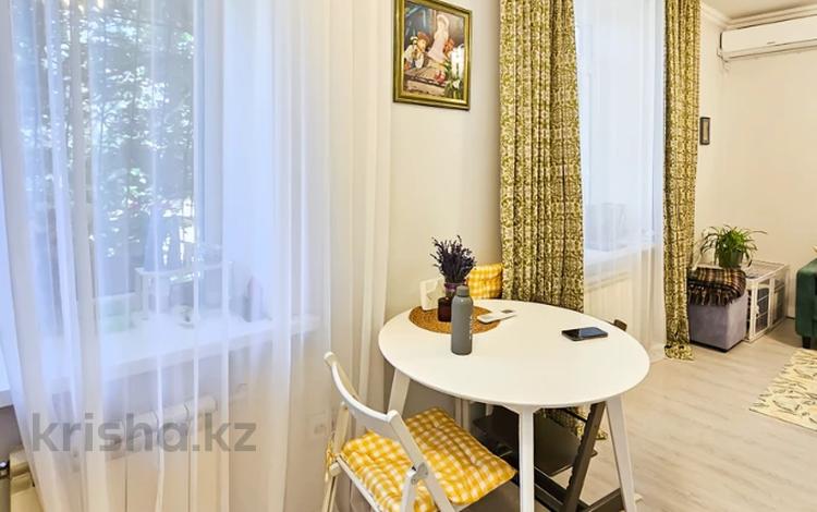 2-комнатная квартира · 54 м² · 2/3 этаж, Абылай хана — Уникальное предложение/ Легендарная сталинка за 67 млн ₸ в Алматы, Медеуский р-н — фото 6